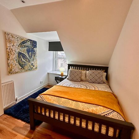 3-Bedroom Flat In The City Centre Next To The River Ness Inverness Dış mekan fotoğraf